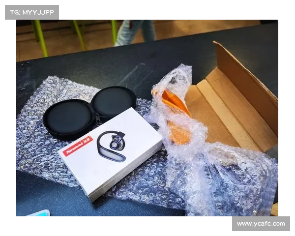 Newman纽曼新机上市,超跑设计语言,有8+256G内存,预计是百元机